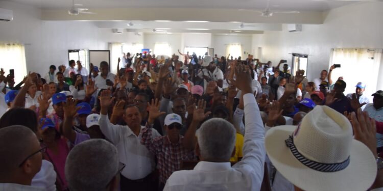 Juan Rosa encabeza exitosa juramentación de movimientos en apoyo a Luis Abinader en San Juan de la Maguana