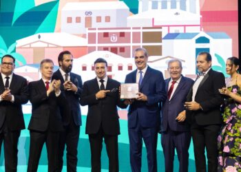 Asociación de Productores de Cigarros de RD valora apoyo incansable del presidente Abinader al sector tabaquero