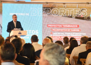 Abinader revela se hará inversión en la Gran Arena del Cibao y los estadios Cibao y Julián Javier