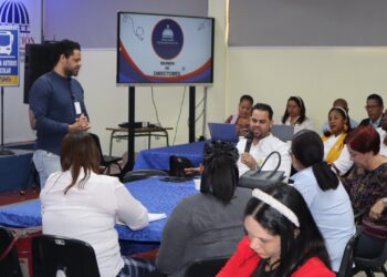 Minerd imparte capacitación para el monitoreo del desempeño de los centros educativos