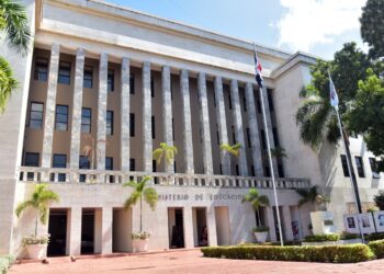 Ministerio de Educación cierra año escolar 2023-2024 con un balance positivo y cargado de logros