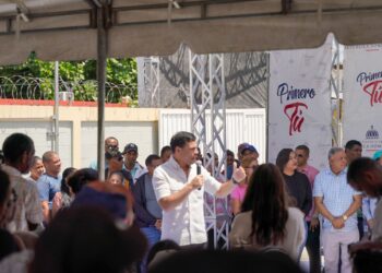 Roberto Ángel destaca el esfuerzo contínuo del Gobierno en mejorar el bienestar de las familias más vulnerables