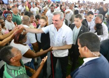 Presidente Abinader encabezará siete inauguraciones de obras y entregará nuevas viviendas este fin de semana en el Gran Santo Domingo