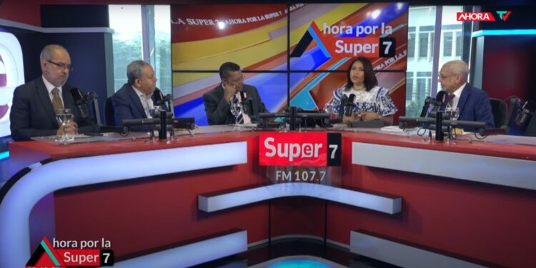 Resaltan desempeño de Rafael Salazar dentro del sector eléctrico nacional