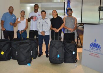 Boxeadores RD viajan a París