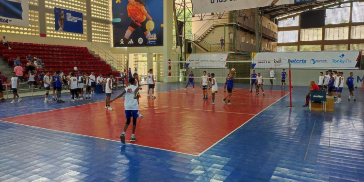 Abinader emite decreto 394-24 que designa a los miembros del Comité de Administración y Cuidado del Pabellón de Voleibol del Centro Olímpico Juan Pablo Duarte