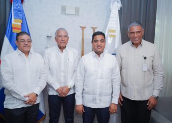 Kelvin Cruz asume en el Ministerio de Deportes y anuncia escuchará a todos los sectores