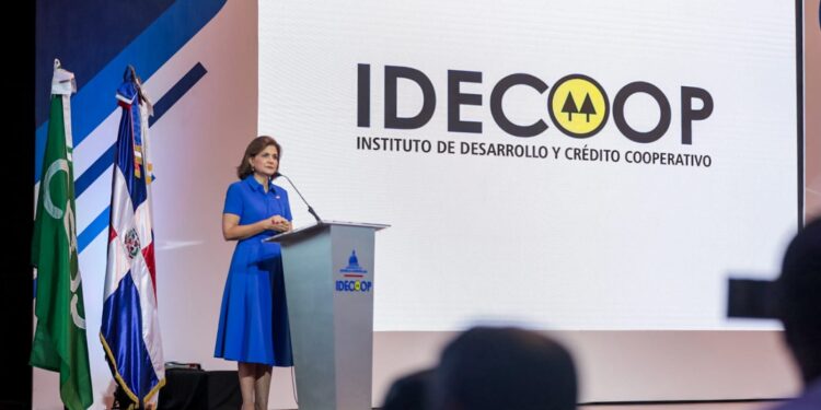 Raquel Peña destaca el rol transformador del cooperativismo en la economía dominicana