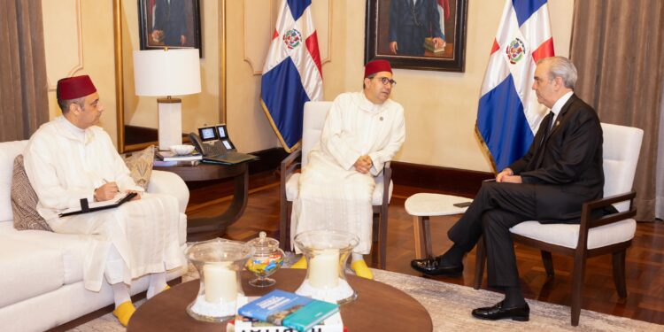 Presidente Abinader se reúne con el ministro de Exteriores del Reino de Marruecos