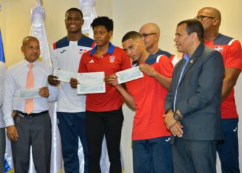 El Gobierno entrega millonarios incentivos a Marileidy, Alcántara y Pinales por sus medallas en los Juegos Olímpicos