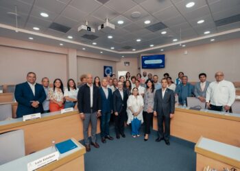 Banco Popular ofrece charla de finanzas personales a periodistas y comunicadores