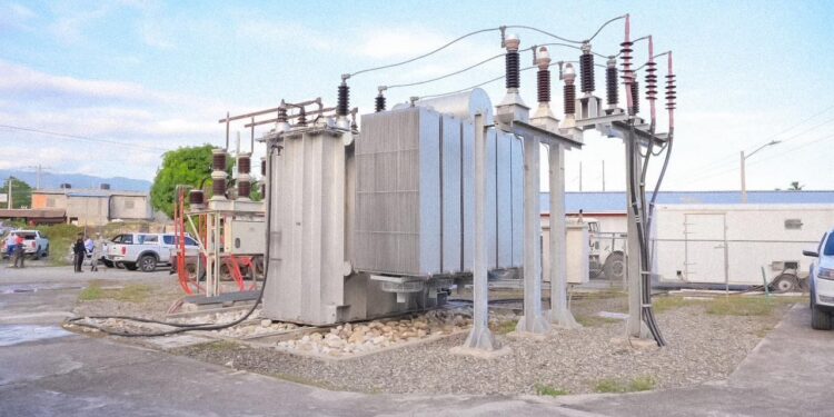 Edesur repotencia servicio de electricidad en Azua y disminuye a su mínima expresión las interrupciones por sobrecarga