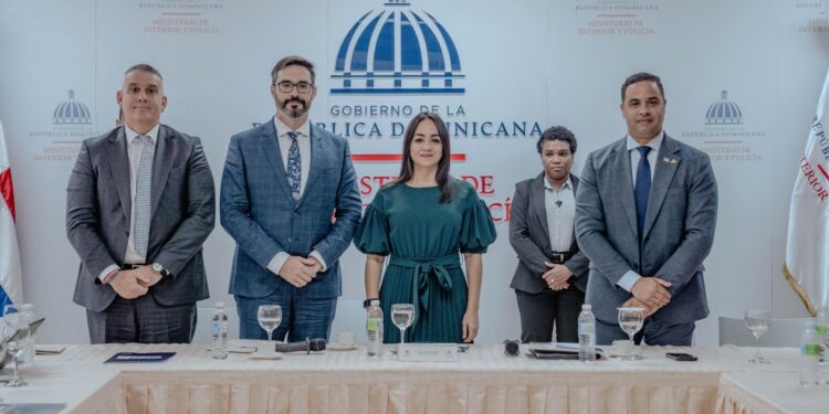 Interior y Policía y Unión Europea sostienen reunión de alto nivel para fortalecer la lucha contra el crimen organizado transnacional