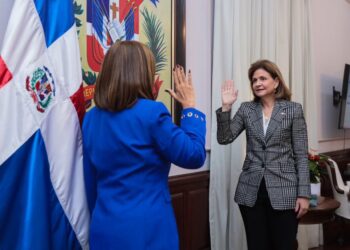 Raquel Peña juramenta a Ligia Pérez como presidenta del Conani