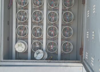 Edesur desmantela conexiones ilegales en Barahona y San Juan