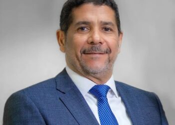 Ministro de Agricultura, exhorta población a consumir más plátanos ante sobreproducción del alimento