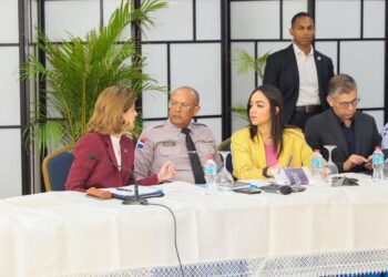 Raquel Peña da seguimiento junto a autoridades al Plan de Seguridad Ciudadana