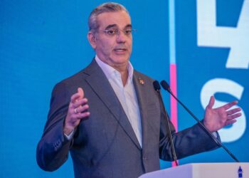 Presidente Abinader presenta avances en abastecimiento y acceso de medicamentos de Promese/Cal