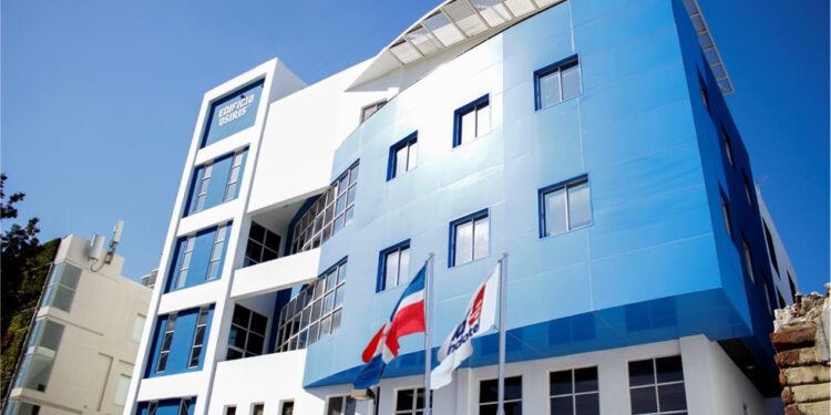 INDOTEL dispone de RD$300 millones a Procuraduría; busca ésta instale bloqueadores de señal en cárceles del país