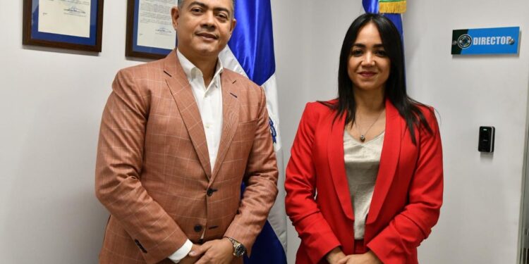 Ministra de Interior conoce avances investigación delitos tecnológicos, como parte supervisión dependencias PN NOTA