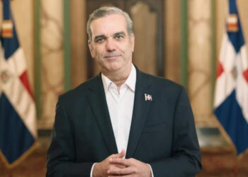 Abinader presenta iniciativas legislativas para combatir el crimen organizado y proteger a víctimas y testigos