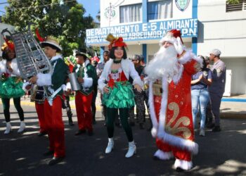 INDOTEL lleva Navidad a El Almirante y su destacamento conectado a la red