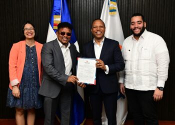 Intrant reactiva entrega de licencias operación de transporte privado tras varios años paralizado