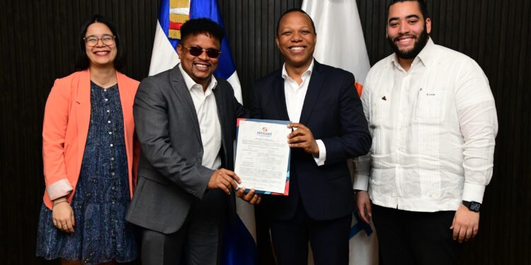 Intrant reactiva entrega de licencias operación de transporte privado tras varios años paralizado