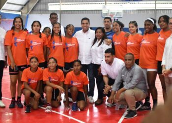 Luisin Mejía felicita al ministro Kelvin Cruz por el rescate de los Juegos Fronterizos 2025