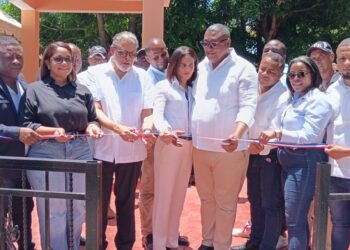 Desarrollo de la Comunidad inaugura parque en Sabana Larga, Elías Piña