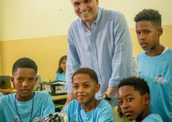 Ministerio de Educación concluye Campamento de Robótica impactando a más de 22 mil estudiantes en 18 Regionales