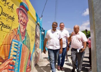 Propeep entrega 888 m² de arte urbano que transforman espacios públicos de Constanza