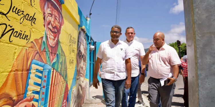 Propeep entrega 888 m² de arte urbano que transforman espacios públicos de Constanza