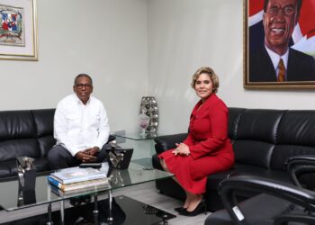 Presidenta de ProCompetencia reconoce a Comedores Económicos como aliado clave en la lucha contra la colusión y la transparencia en las contrataciones públicas