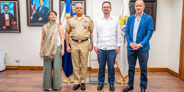 MINISTERIO DE DEFENSA DESTACA IMPORTANCIA DE REUNIÓN CON REPRESENTANTE ESPECIAL DE LA ONU PARA HAITÍ