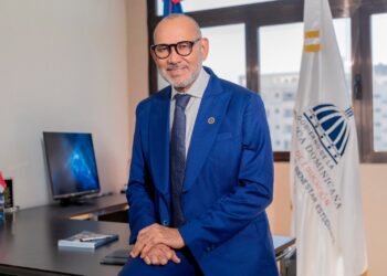 Victor Castro aclara que su gestión en INABIE fue que alertó a Pro-Competencia sobre indicios de presunta colusión en licitaciones del almuerzo escolar