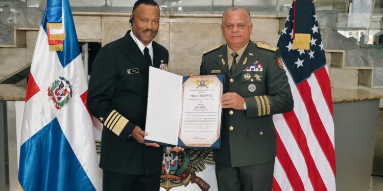 Comando Sur de EE.UU. y Ministerio de Defensa de RD fortalecen cooperación estratégica y de seguridad regional