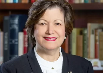 Presidente Abinader designa a la Dra. Aura Celeste Fernández Rodríguez como gerente general del Consejo Nacional de la Seguridad Social