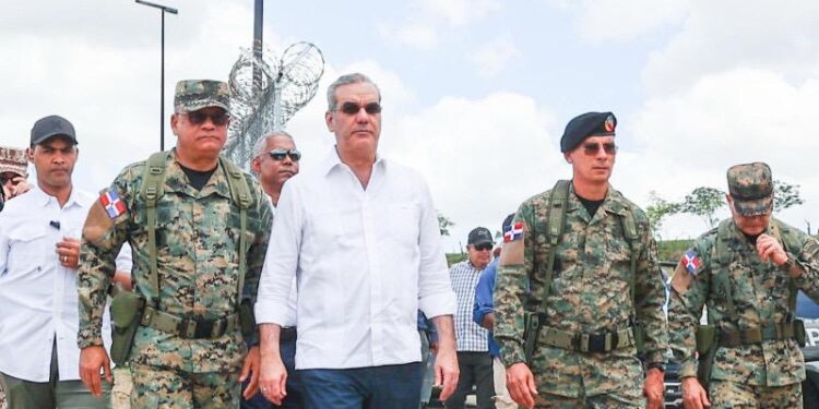 Presidente Abinader supervisará este viernes planta eléctrica Energía 2000 en Manzanillo y continuidad de trabajos del muro fronterizo en Dajabón