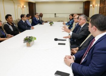 Consultor Jurídico del Poder Ejecutivo recibe a delegación del Foro Internacional de Salud Mental y Sistema Penitenciario