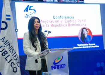 Procuradora General dicta conferencia sobre el nuevo Código Penal en el INFOTEP en el marco de su 45 aniversario