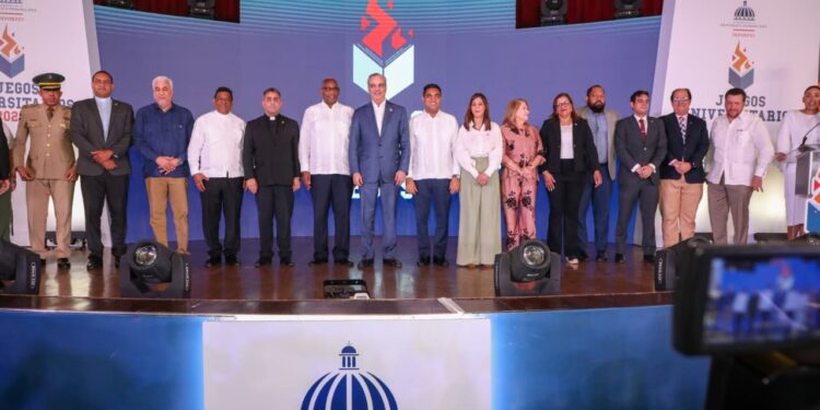 Presidente Abinader y ministro Kelvin Cruz inauguran Juegos Universitarios
