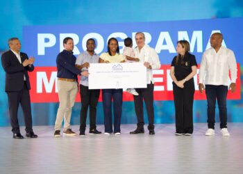 Presidente Abinader relanza programa Mi Vivienda, que proyecta más de 8,300 apartamentos para beneficiar a 25,000 dominicanos de ingresos medios y bajos