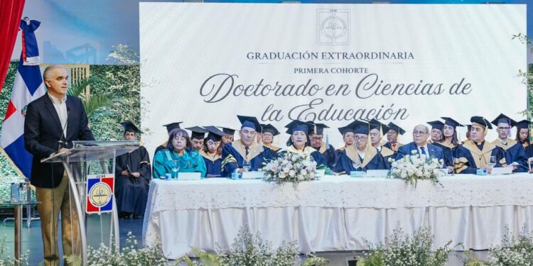 Luis Miguel De Camps reafirma su apuesta estratégica por el magisterio como eje clave para transformar el sistema educativo