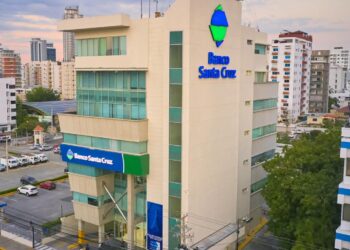 Banco Santa Cruz consolida su posicionamiento como el tercer banco de capital privado del país al cierre del 2025