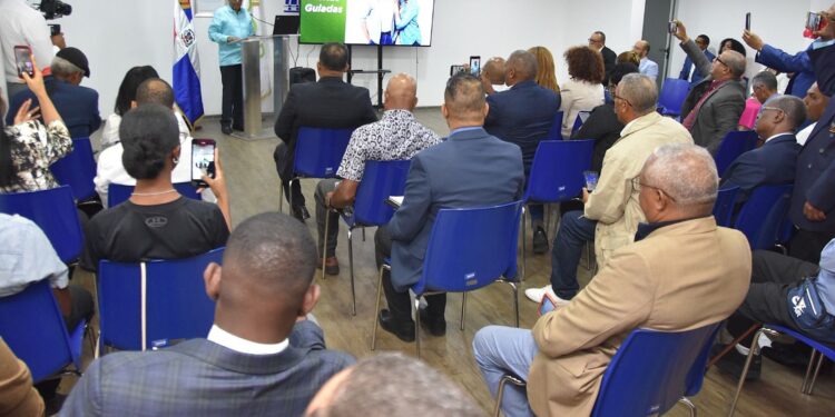 DGJP recibe a miembros de la Asociación de Cronistas Deportivos de SPM y de UCROPOL