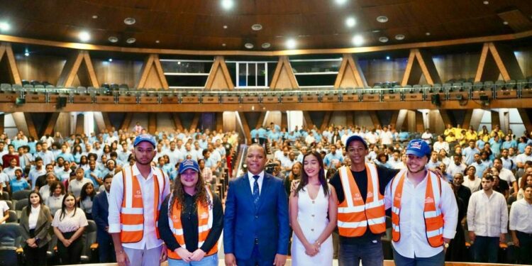 Milton Morrison impulsa Educación Vial como requisito de graduación en escuelas y colegios dominicanos