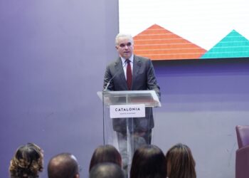 Luis Miguel De Camps afirma la alfabetización inicial en edad oportuna es una prioridad estratégica del ministerio