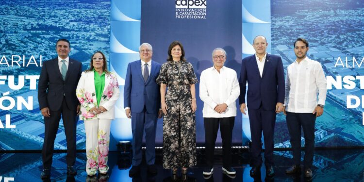 Raquel Peña participa en encuentro empresarial de Capex y resalta visión de futuro para la República Dominicana