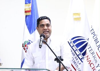 Ministro de Deportes gestiona con Presidente Abinader retorno de atletas varados en Venezuela